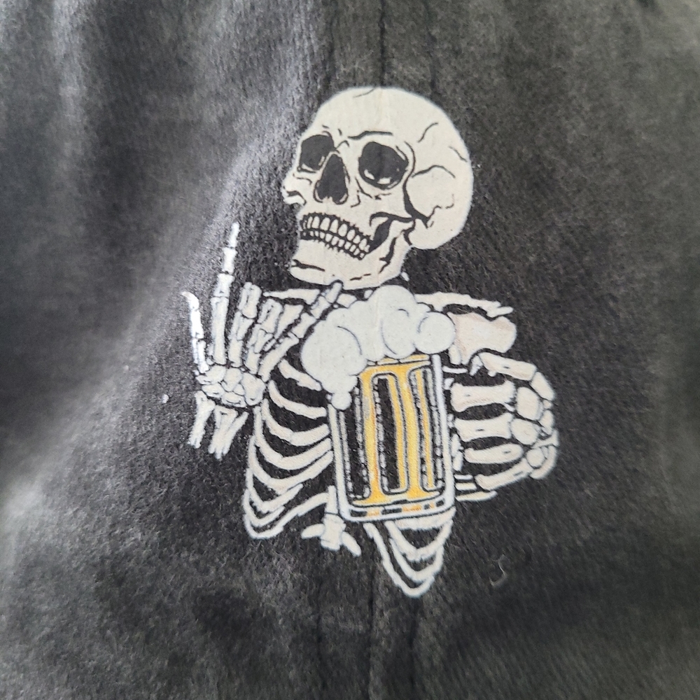 UNISEX Skeleton Holding Beer Grey Hat 🤘🍺 - Picture 4 of 4